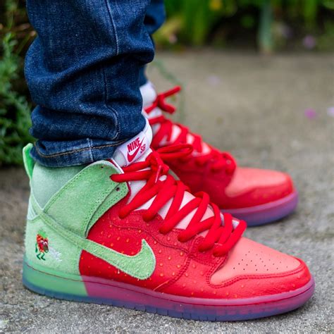 nike sb dunk high pro qs 420 'strawberry cough'|dunk strawberry cough goat.